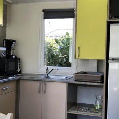 Mobil-home Confort Pour 4 Personnes Avec Terrasse - Api-1-52-115 Campsite Roquefeuil